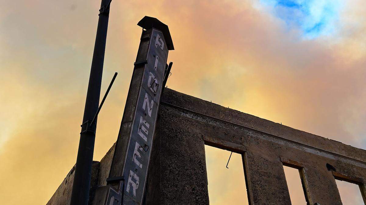 California wildfire updates: Dixie Fire nearing 900,000 acres as evacuations shift