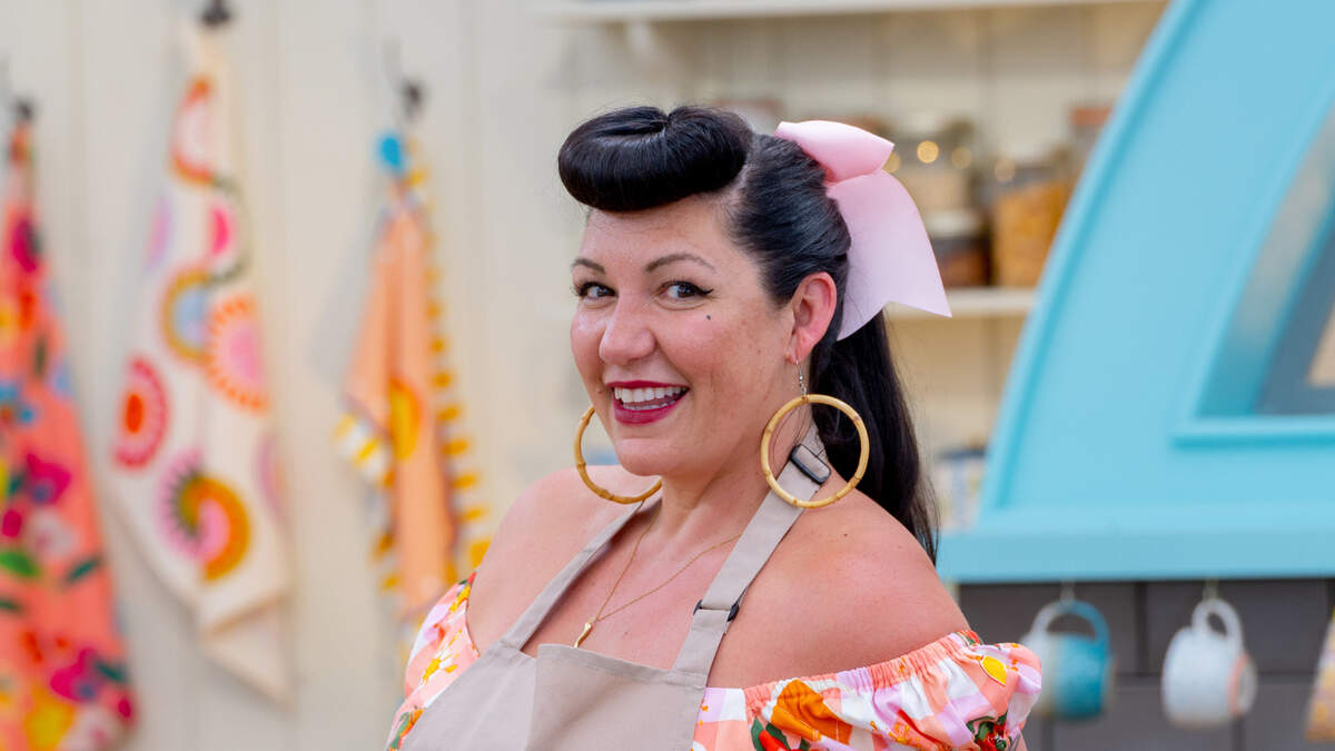 Dyana O’Brien of Curtis Park stars in the fifth season of “The Great American Baking Show,” and wowed the judges with her Bread Week Showstopper.