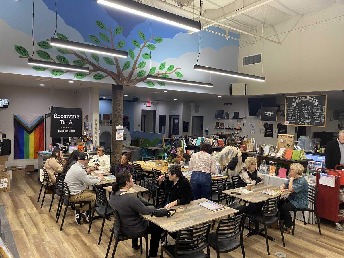 A grief support circle event was held Thursday night at A Seat At The Table Books in Elk Grove to honor Lindsey Peralta Vallerga and her two children who were found dead Tuesday at their Rancho Cordova home. Lindsey’s husband, David Edward Vallerga, shot his wife and their two children before fatally shooting himself.