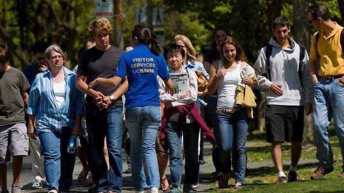 Food aid is back but SNAP shutdown scare weighs on California college students