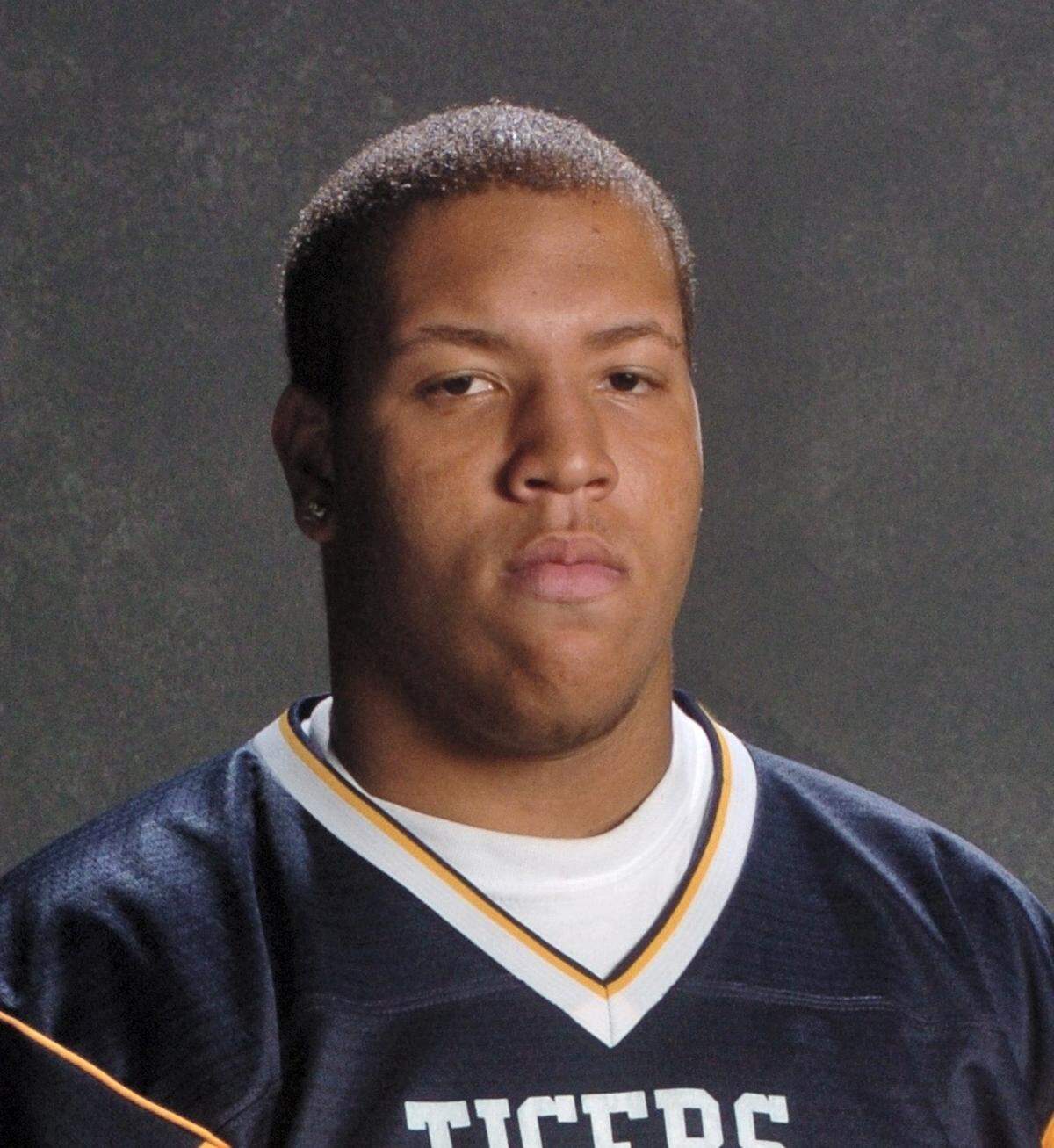 In 2007, Greg Grimes of Inderkum High School was a first team defensive lineman on The Bee’s All-Metro football team. Grimes was shot and killed outside a nightclub at 15th and L streets in downtown Sacamento early Monday.