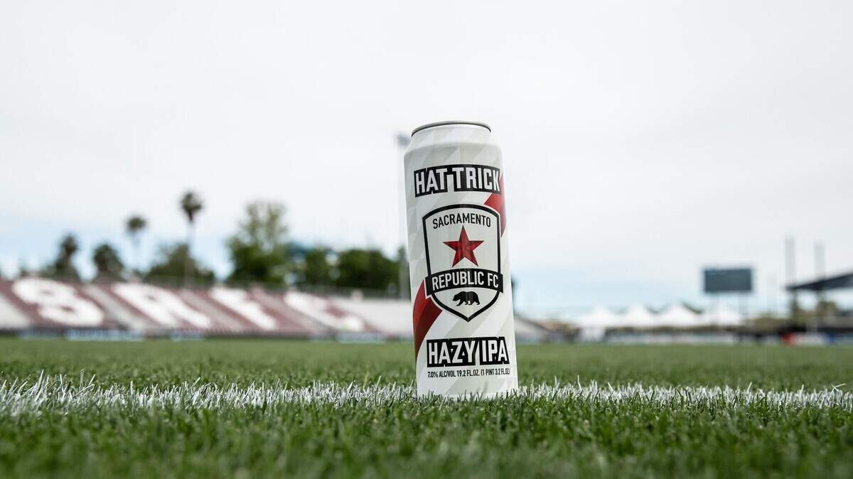 Urban Roots’ newest beer is Hat Trick, a hazy IPA brewed in collaboration with Sacramento Republic FC.