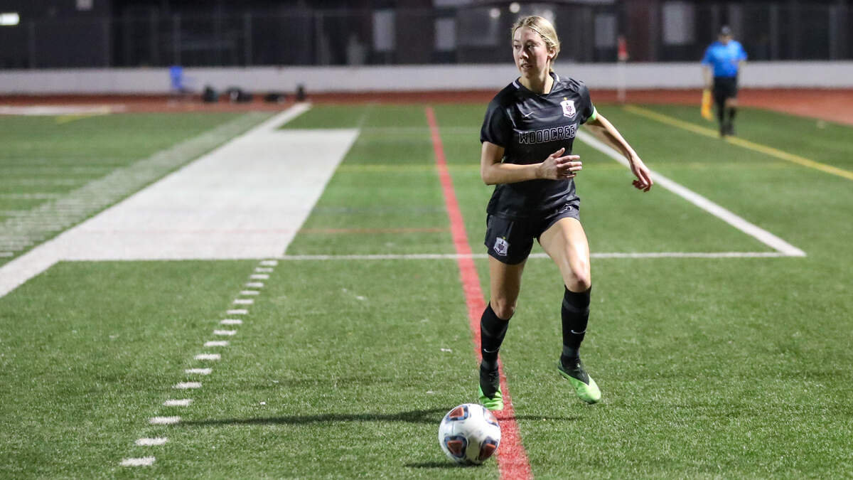 Mia McSweeney sizes up the field during Woodcreek’s 1-0 win over Del Oro on Wednesday in the Division II girls’ soccer playoffs.