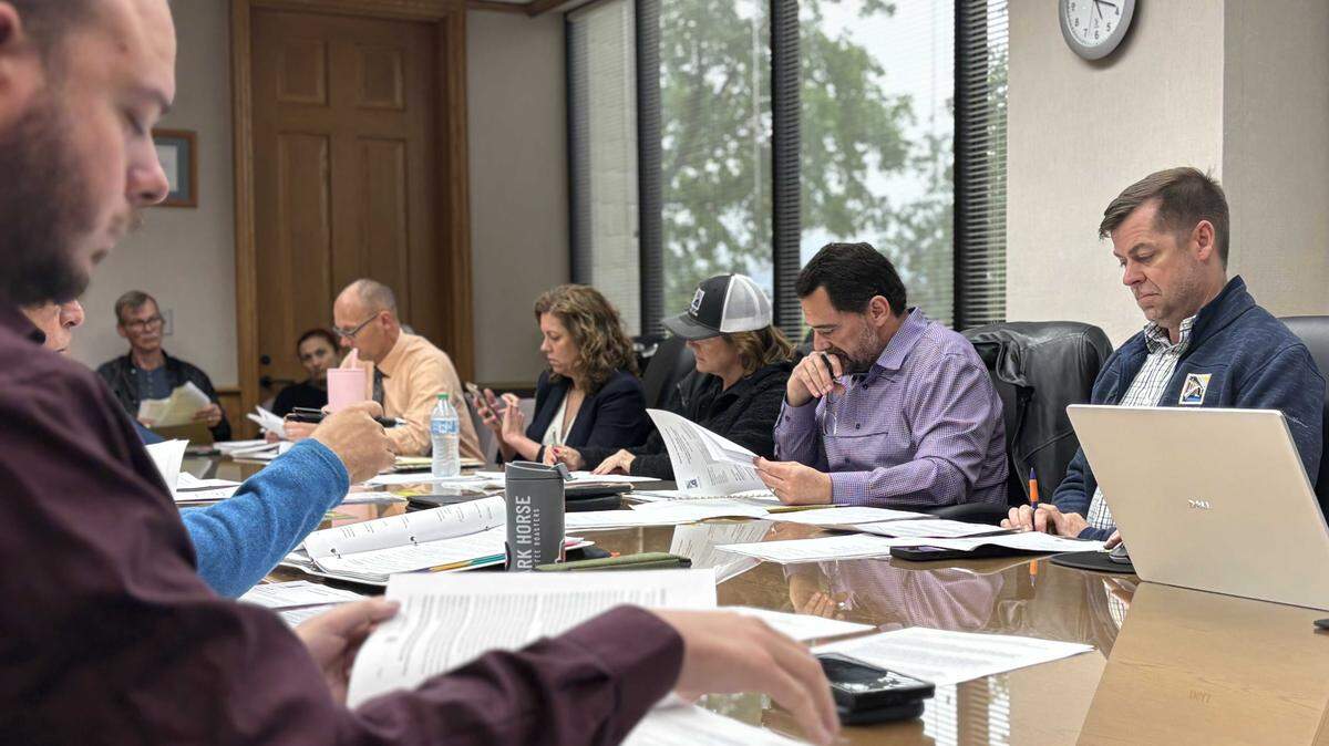 Member of the 2026 Ad Hoc Charter Review Committee pushed through eight potential charter amendments. The Folsom City Council will discuss those changes on Tuesday.