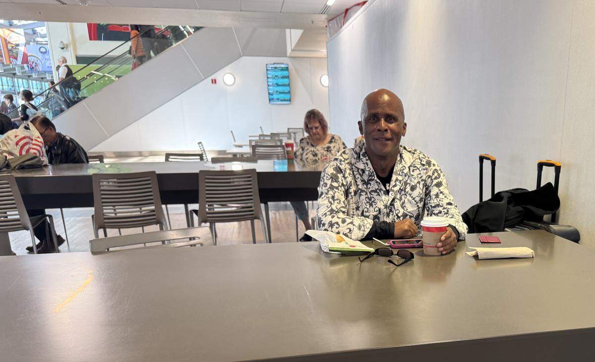 Concerned that flight cancellations might affect his trip, Vacaville resident Elbert Townsell arrived at Sacramento International Airport almost 12 hours ahead of his flight on Saturday.