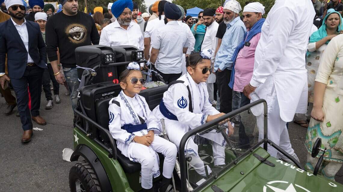 Thousands trek to Yuba City for annual Sikh Parade. Here’s what to know