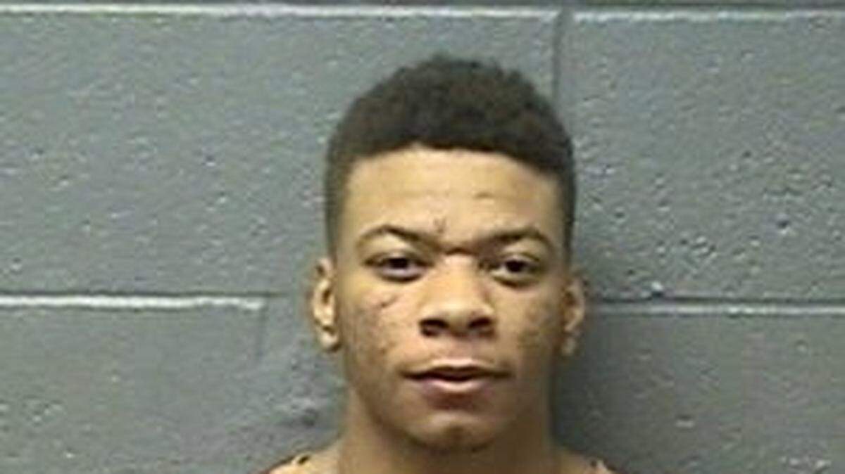 Vivion Wallace, 21, of Yuba City.