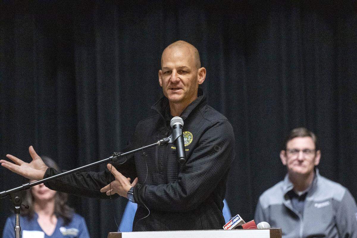 Sacramento Mayor Kevin McCarty speaks before participating in the Sacramento County Point-in-Time homeless count on Monday. “It's important that we have an accurate count that dictates the resources that we get here in the city, in the county, at the state and federal level to address homelessness,” he said.
