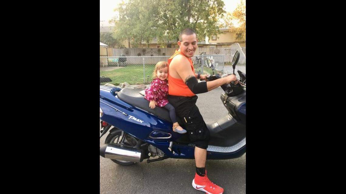 A father of five is missing after leaving his Oregon home to meet with someone about a possible landscaping job, his family said.&nbsp;