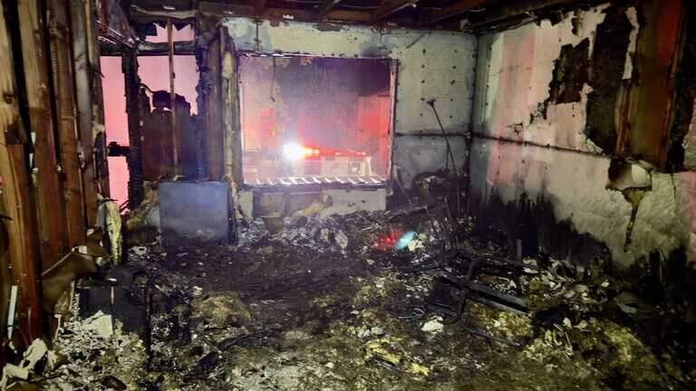 Man burned in late-night fire at Fair Oaks Blvd. apartment complex, Metro Fire says