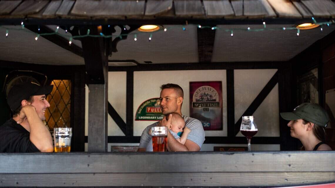 More California bars, wineries, breweries can serve to-go drinks under new relaxed rules