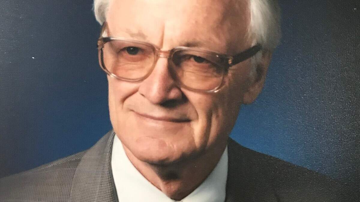 Sacramento developer Enlow Ose, who contributed millions of dollars to Sacramento-area non-profits, has died at 96.