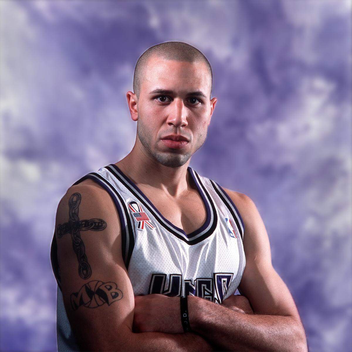 Sacramento Kings guard Mike Bibby, photographed in 2002.