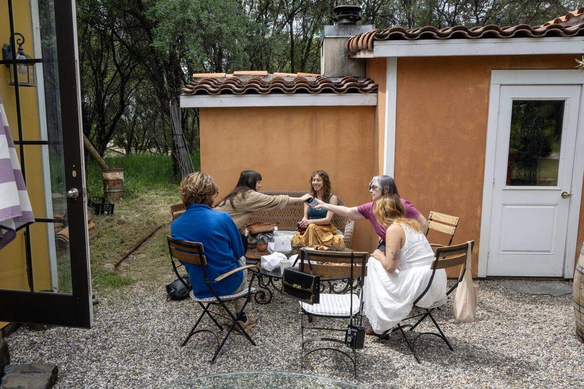 Patrons enjoy breakfast at Artisan Lavinia in Oregon House on May 2.