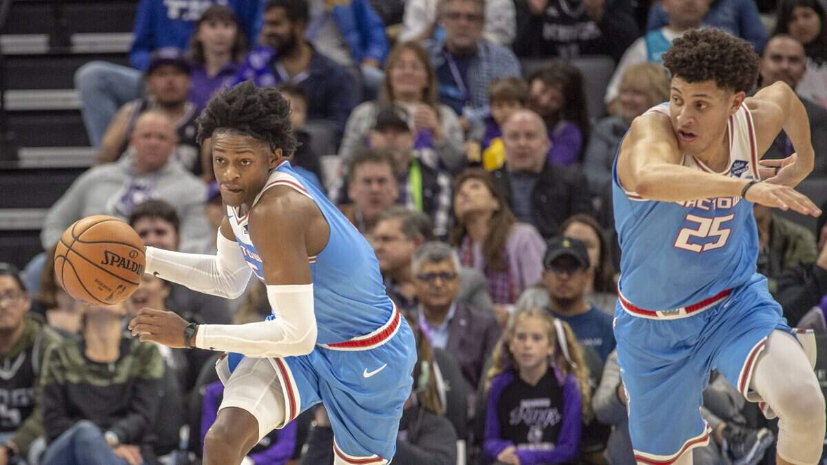 A favorable stretch of games could help De’Aaron Fox, Justin Jackson and the Kings make a run toward their first playoff appearance since the 2005-06 season.