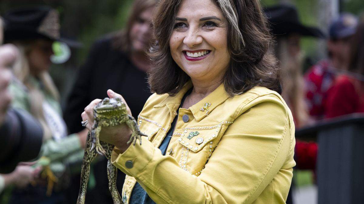 State Sen. Marie Alvarado-Gil, R-Jackson, holds a frog during the 50th annual Capitol Frog Jump in Sacramento on Tuesday, May 5, 2026.