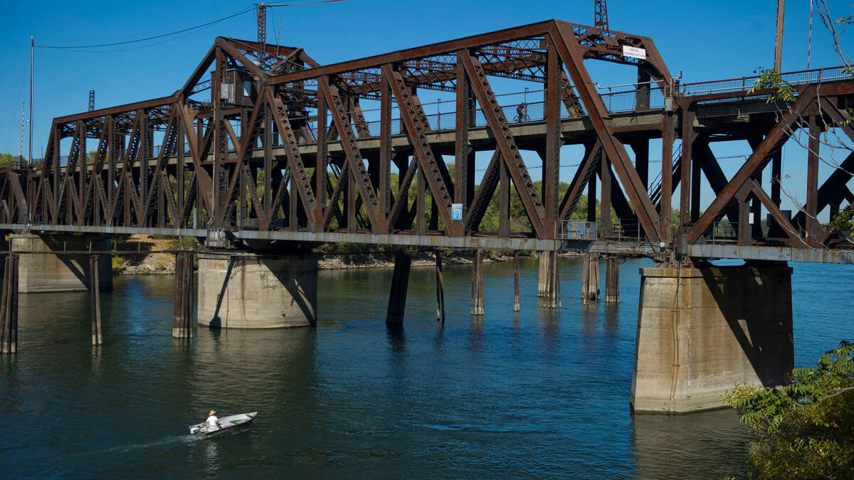 The I Street Bridge that spans the Sacramento River and connects Sacramento and West Sacramento is seen in 2012.