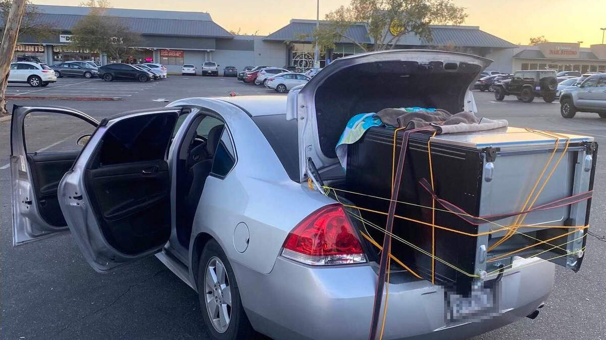 A suspect was caught red-handed after Placer County sheriff’s deputies accused him of stealing an electric stove from a new Roseville home and then selling it on social media.