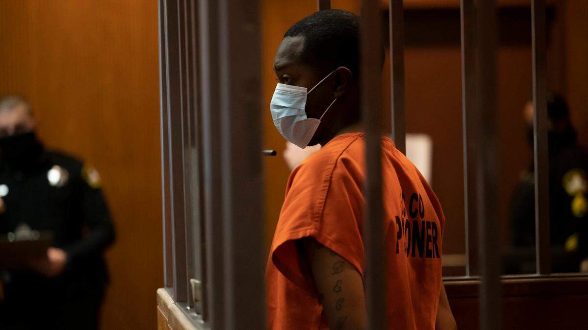 Jermaine Jeryan Walton is arraigned at Sacramento Superior Court on Tuesday, Jan. 25, 2022, for the wrong-way DUI crash that killed Elk Grove police officer Tyler Lenehan.