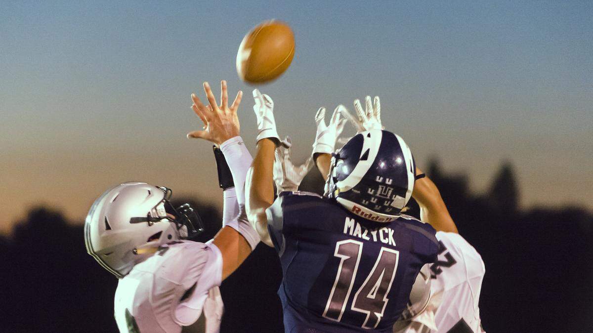 Catch all of tonight’s football action live at SacBee.com.