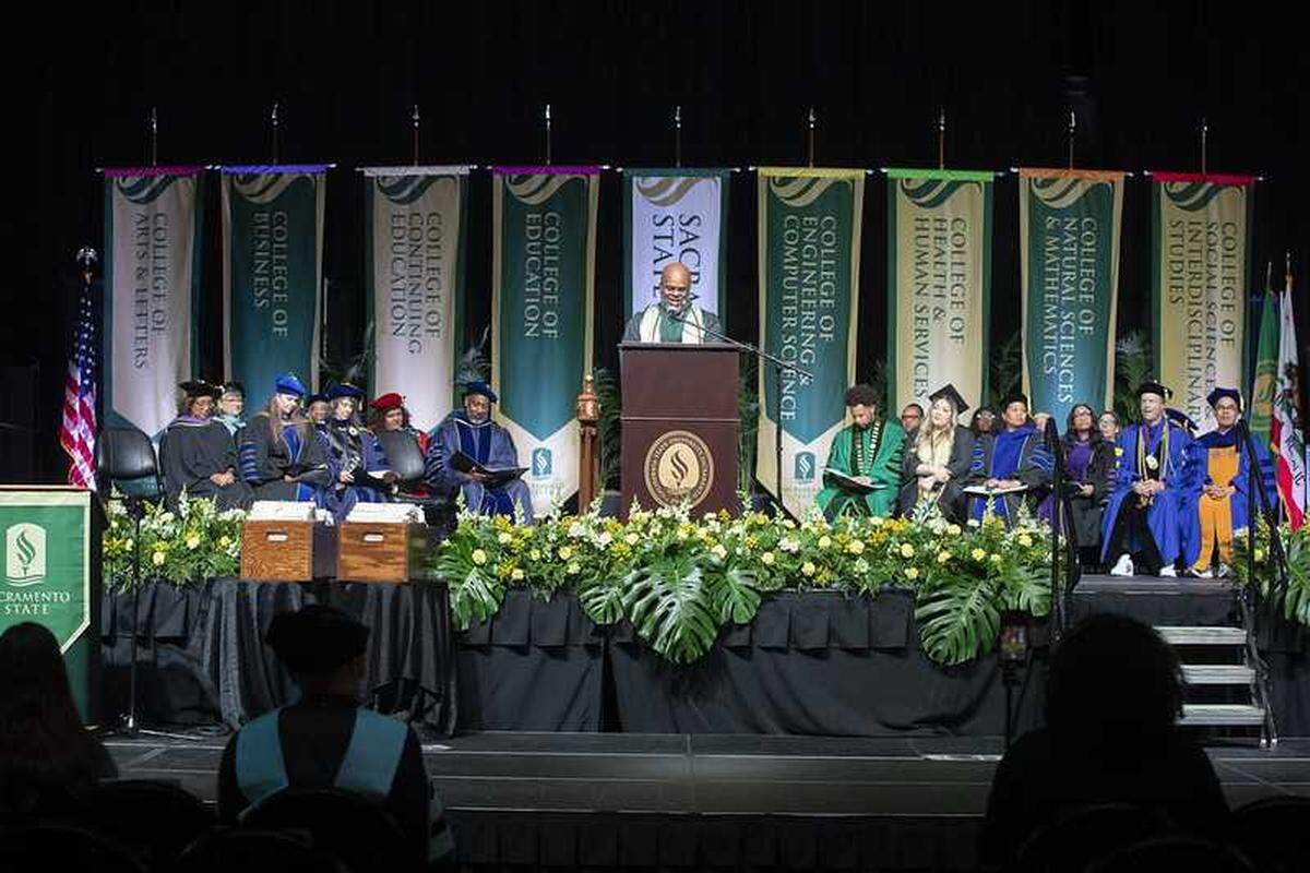 Jeffery Benson speaking at Sacramento State’s Spring 2025 Commencement at the Golden 1 Center on May 17, 2025. Benson was awarded the university’s President Medal.