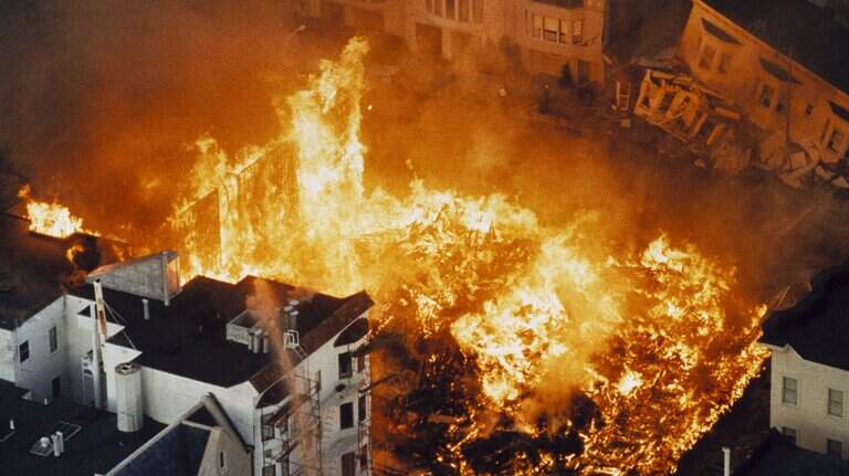 The Bee’s powerful photos from the 1989 Loma Prieta earthquake