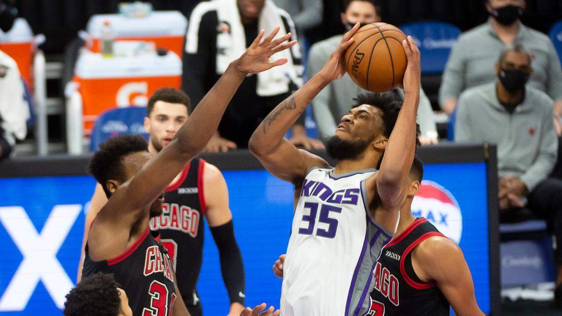 Sacramento Kings forward Marvin Bagley III (35) battlesChicago Bulls guard Devon Dotson (3) during a game at the Golden 1 Center on Wednesday, Jan 6, 2021 in Sacramento.