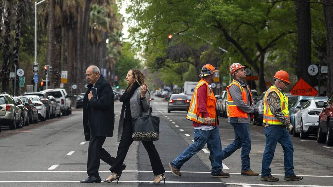 Will new California law make it legal for pedestrians to jaywalk? Here are the details