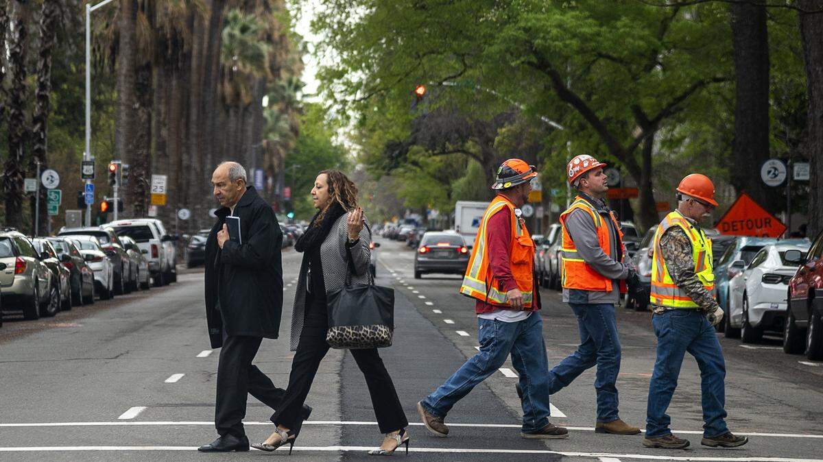 Starting Jan. 1, Californians won’t be cited for jaywalking unless it’s clear they’re creating a hazard.