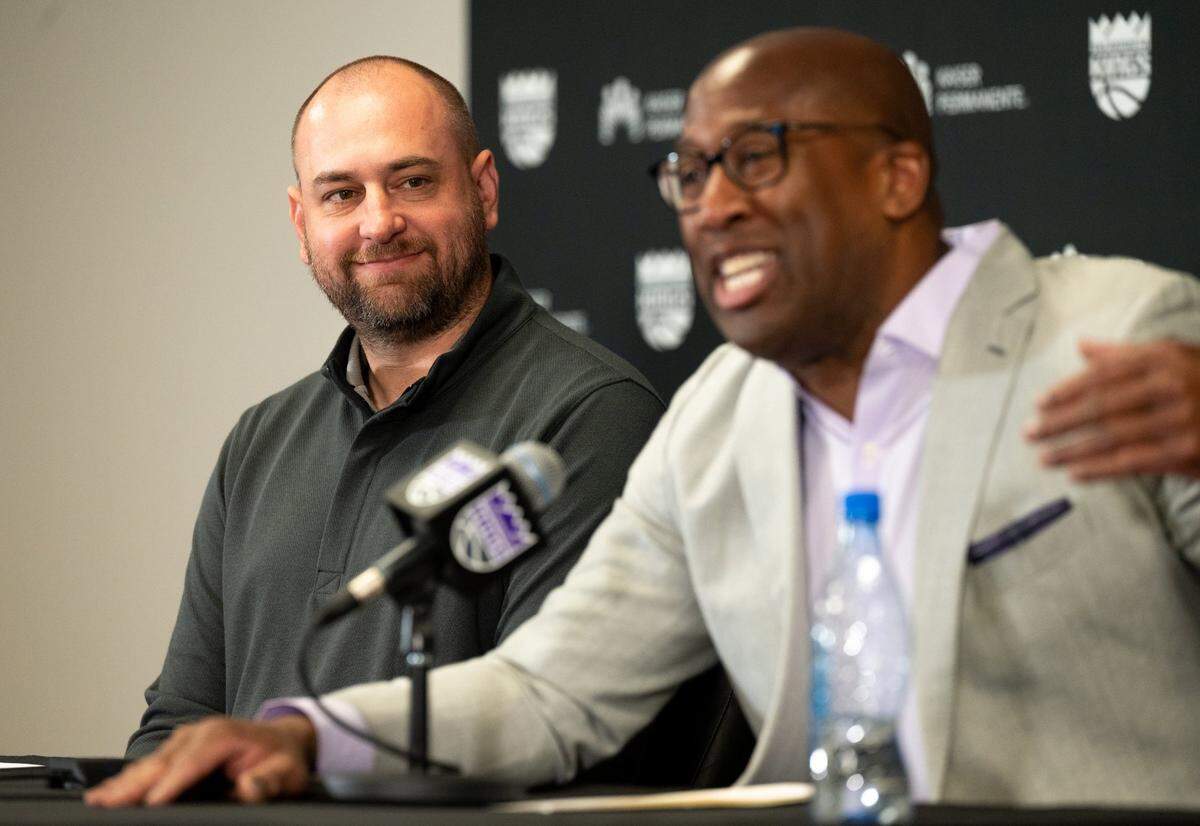 Sacramento Kings new head coach Mike Brown talks to the media with GM Monte McNair during a press conference at the Golden 1 Center in Sacramento, Tuesday, June 21, 2022.
