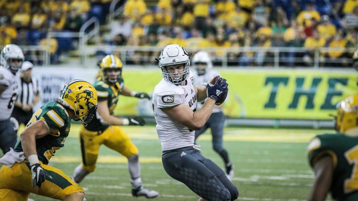 UC Davis tight end Wes Preece makes a catch against North Dakota State last Saturday.