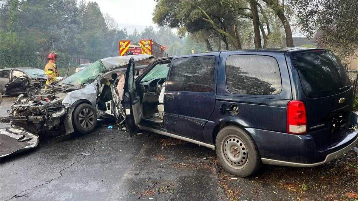 A three vehicle collision Thursday in Carmichael left one driver dead and left three others with minor injuries, blocking a well traveled road, authorities said. 