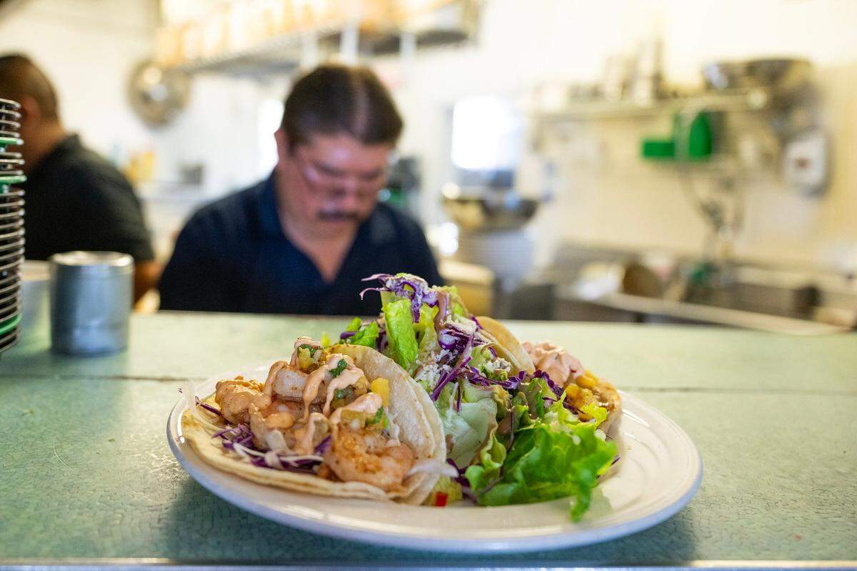 The $17.95 shrimp taco platter is ready to serve on Aug. 16, 2024, at Nopalitos Southwestern Cafe in East Sacramento.