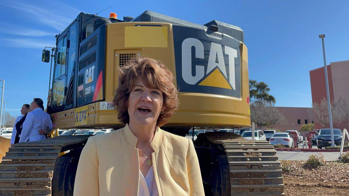 Kim Menzel, senior vice president and area manager for Kaiser Permanente, said that more than 360,000 members depend upon Kaiser Roseville Medical Center for care. She joined civic and political leaders for a ceremonial groundbreaking for a six-story hospital tower.