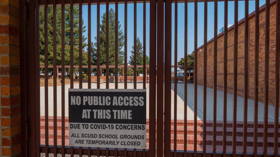 School resumes Tuesday. But Sacramento district, teachers union won’t agree on a schedule