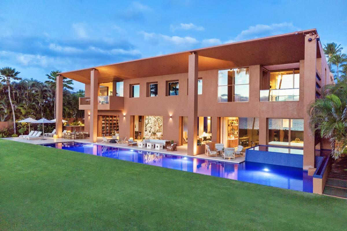 The Maui property is being sold by Adam Weiss, a retired hedge fund manager, and his wife, actress Barret Swatek, known for her roles in “Yellowstone” and “American Housewife.”
