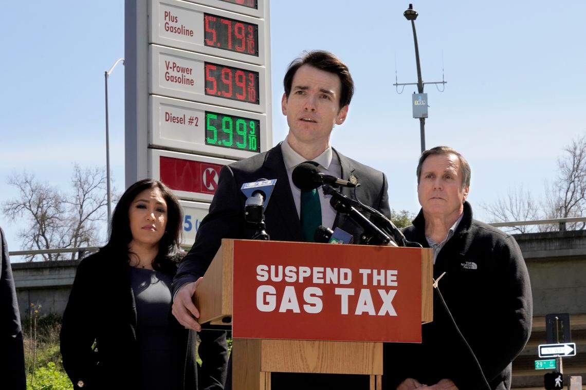 With California motorists facing record high gas prices, Assemblyman Kevin Kiley, R-Rocklin, announces he will introduce a bill to suspend California’s 51-cent per gallon gas tax, during a news conference in Sacramento, Calif., Monday, March 14, 2022. Both houses of the Legislature rejected Kiley’s measure during the legislative sessions Monday. Kiley is flanked by Assemblywoman Suzette Martinez Valladares, R-Santa Clarita, and Senate Republican Leader Scott Wilk. (AP Photo/Rich Pedroncelli)