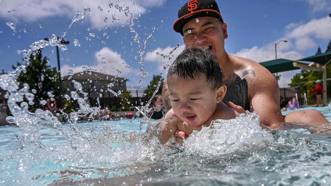 Underwater spin and ‘mermaid school’: 2 new pools, community center open in south Sac