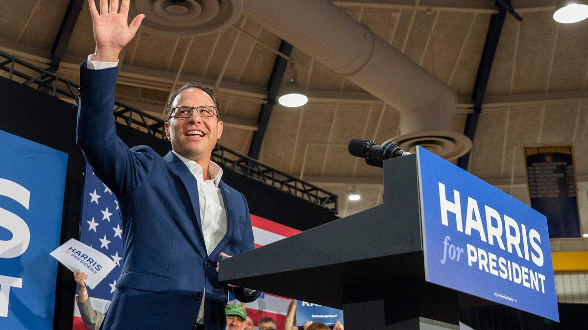 Pennsylvania Gov. Josh Shapiro campaigns for Vice President Kamala Harris in Shapiro’s home county at Wissahickon High School on Monday, July 29, 2024.