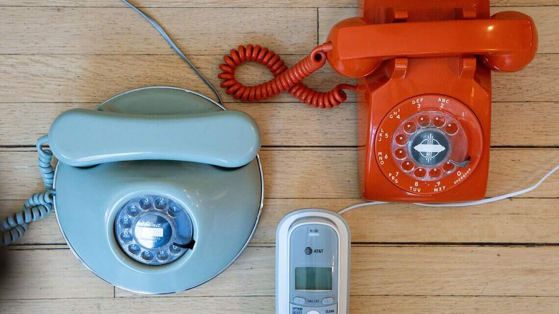 California House Democrats and Republicans urge FCC to stop AT&T landline plan