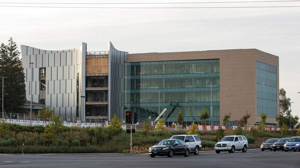 Health care workers of Kaiser Permanente’s Roseville Medical Center will protest Thursday, calling for improvements in staffing and a reduction in outsourcing.