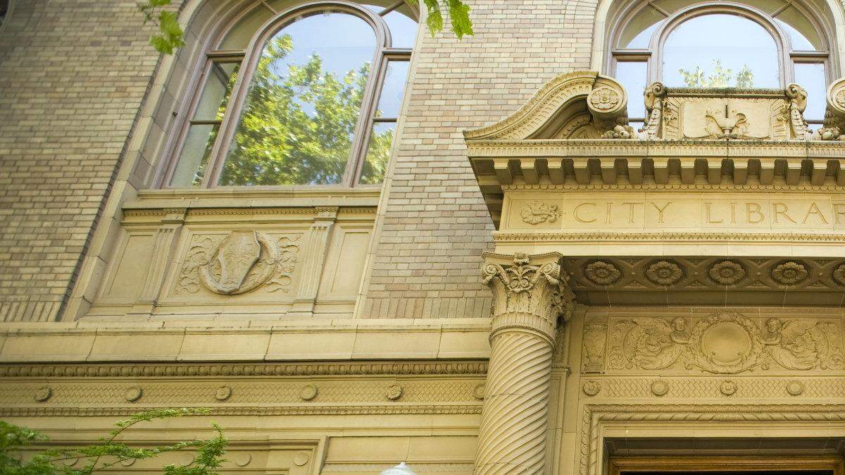 The Sacramento Public Library is now offering curbside pickup at select locations.