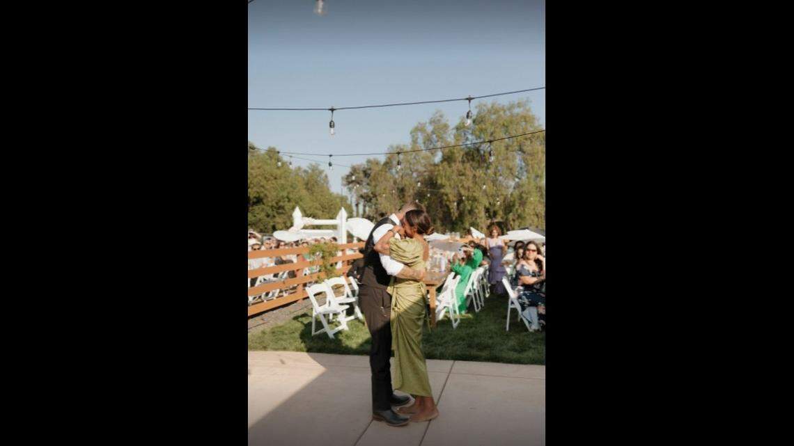 The California couple share their first dance after getting married in 1998.