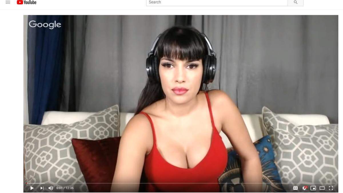 Mercedes Carrera, real name Melinda Smith, is an adult film star and outspoken critic of feminists and supporter of Gamergate. She is accused of sexually abusing a child.