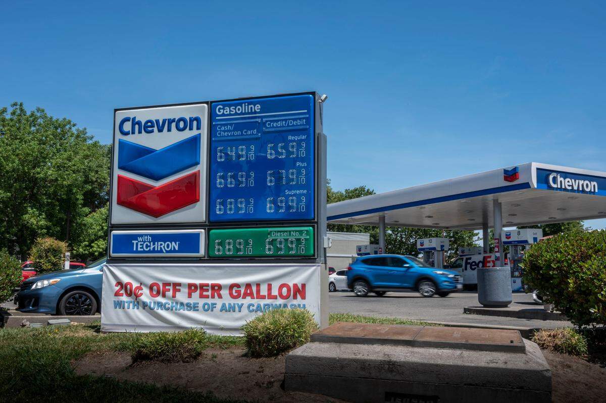 Regular gasoline was selling for $6.49, one of the highest prices in Sacramento County, on Thursday, May 19, 2022, at the Chevron gas station on 4200 Norwood Ave. in Sacramento. The county’s average price for regular gas reached a new record, $6.05 per gallon, on Thursday according to AAA.