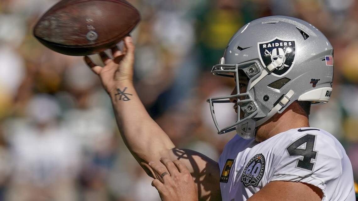 Commentary: Raiders fans have lived with mediocre Derek Carr for too long