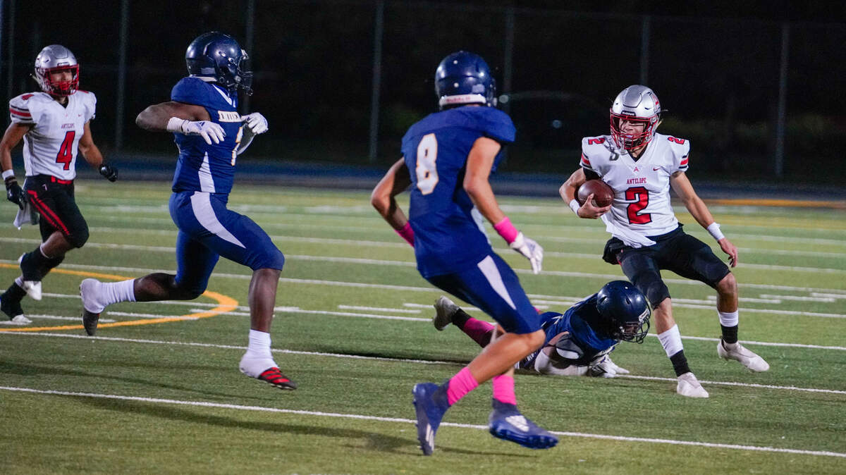 Antelope quarterback Jasiah Bateman (2) passed for 148 yards and had a 17-yard touchdown pass to Joseph Martinez.