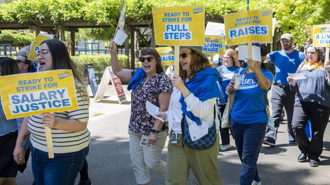 ‘Ready to strike’: As contract expires, CSU workers demand fair negotiations