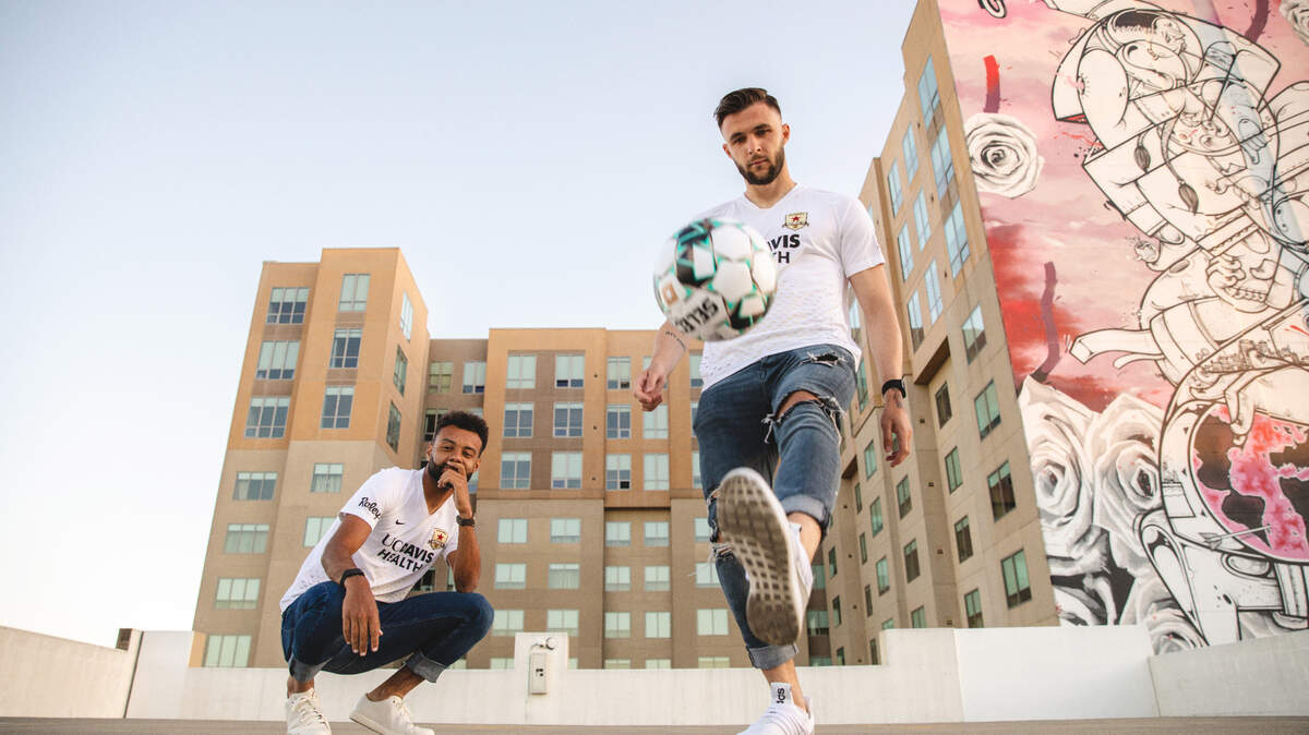 Andrew Wheeler-Omiunu and Dariusz Formella model Republic FC’s new Quail Kit jerseys in Sacramento.
