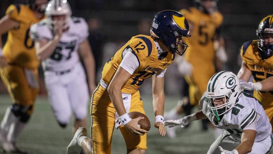 The Bee’s Top 25 football rankings: No. 2 Oak Ridge rolls, Whitney wins wild one